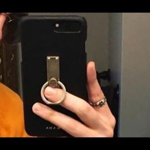 Meet your Posher, Mimi